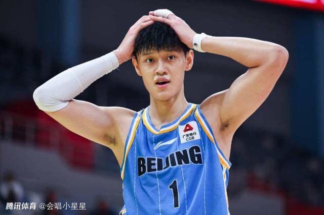 这种情况下，要这一两千万有什么意义？自己更宁可不要这笔钱，让他们对自己顶礼膜拜、一口一个叶大师、一口一个大恩人的叫自己。